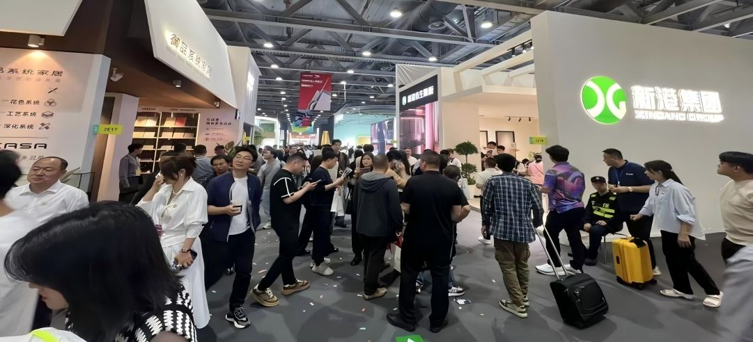 燃爆全場！新港閃耀廣州定制家居展，上演“炸場級”美學盛宴